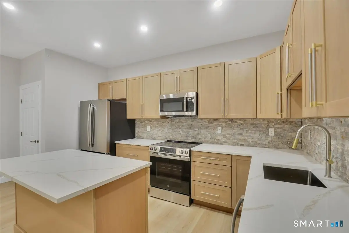 1347 New Haven Road 1, Naugatuck
