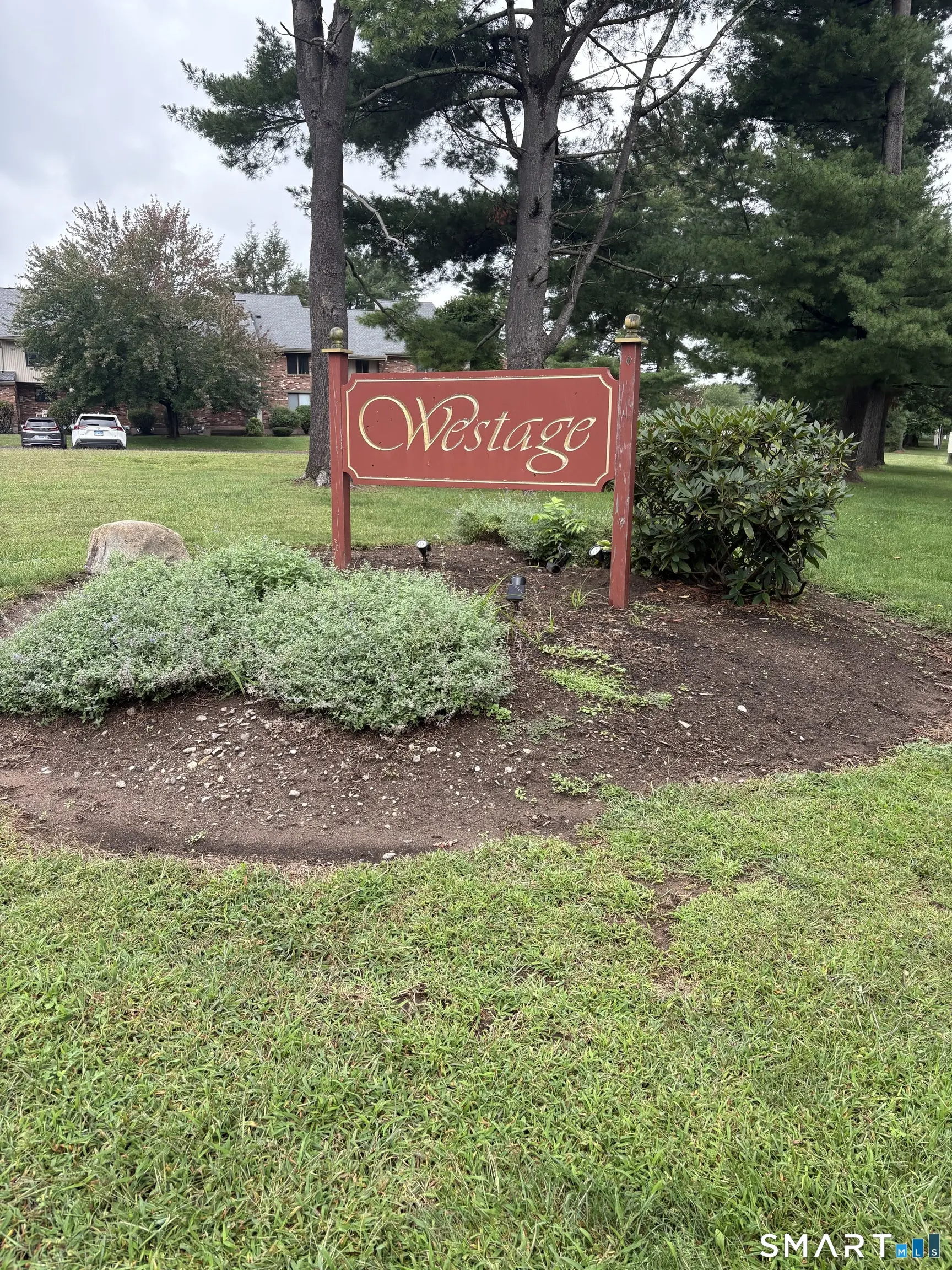 26 Amato Drive E, South Windsor