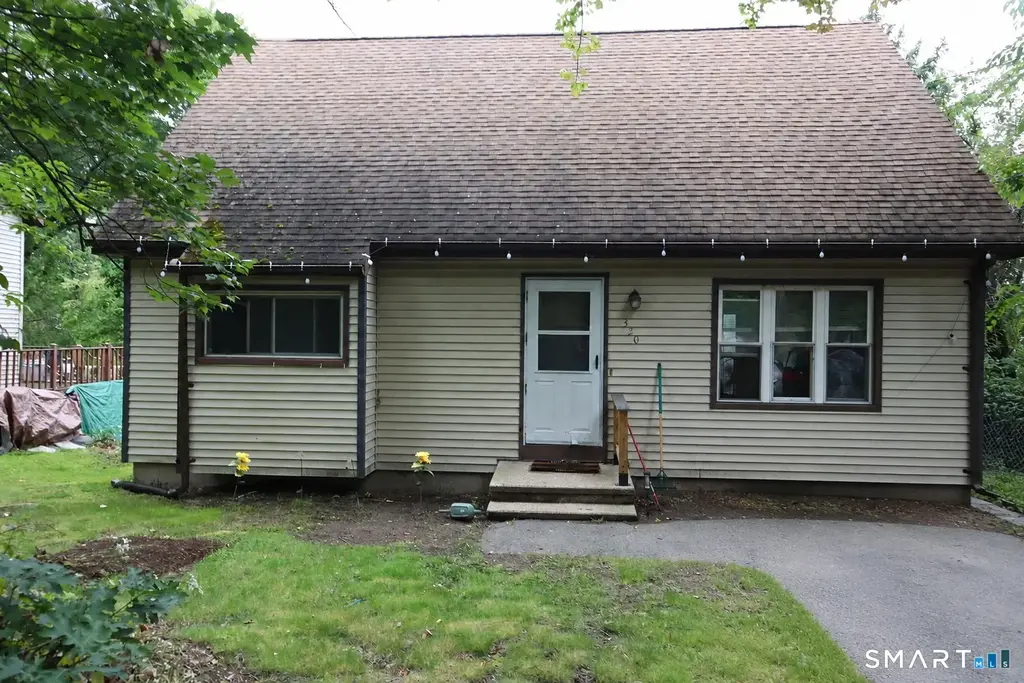 320 Mulberry Street, Naugatuck