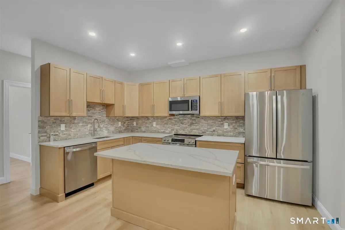 1347 New Haven Road 3, Naugatuck