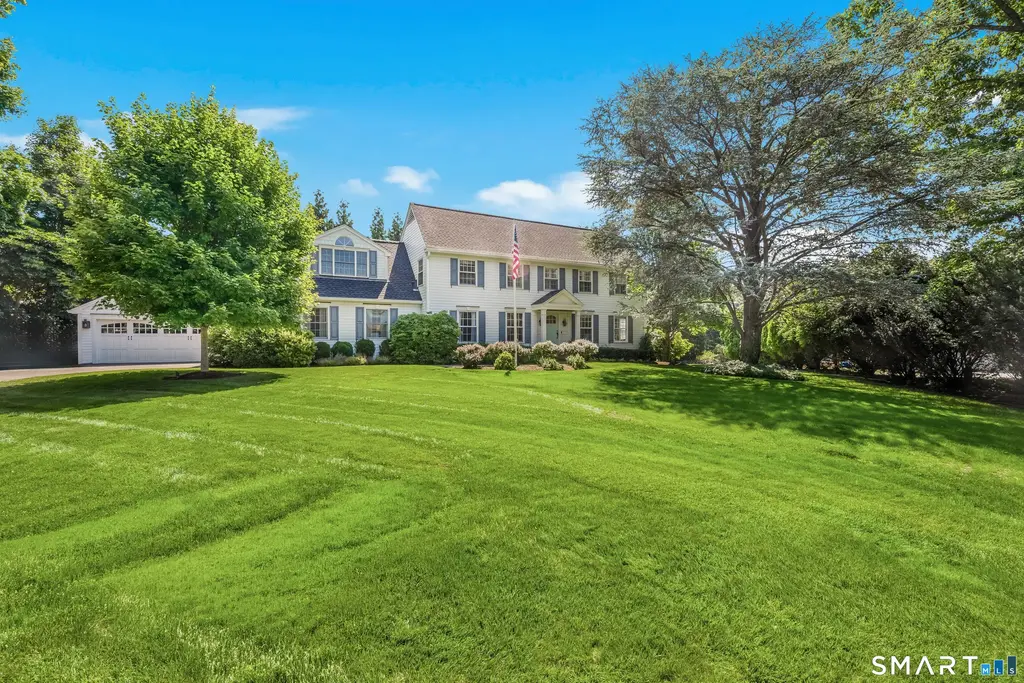 20 Lighthouse Way, Darien