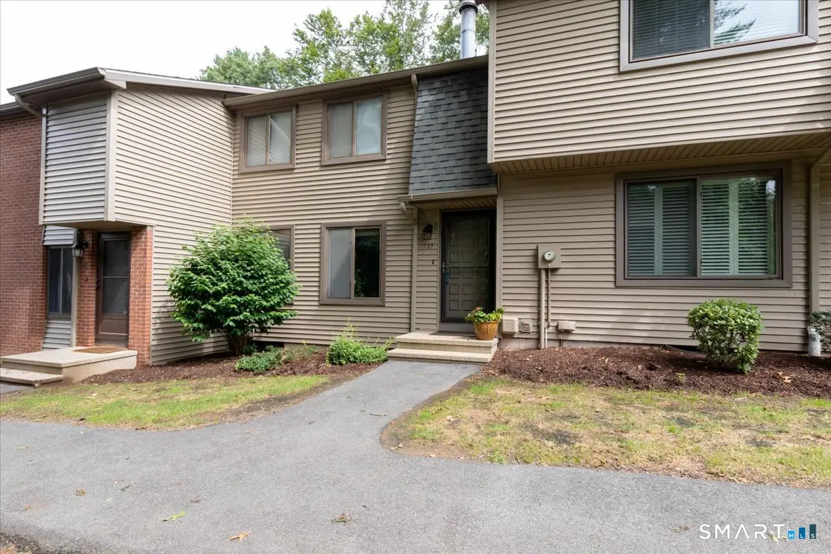 17 Conestoga Way 17, Glastonbury
