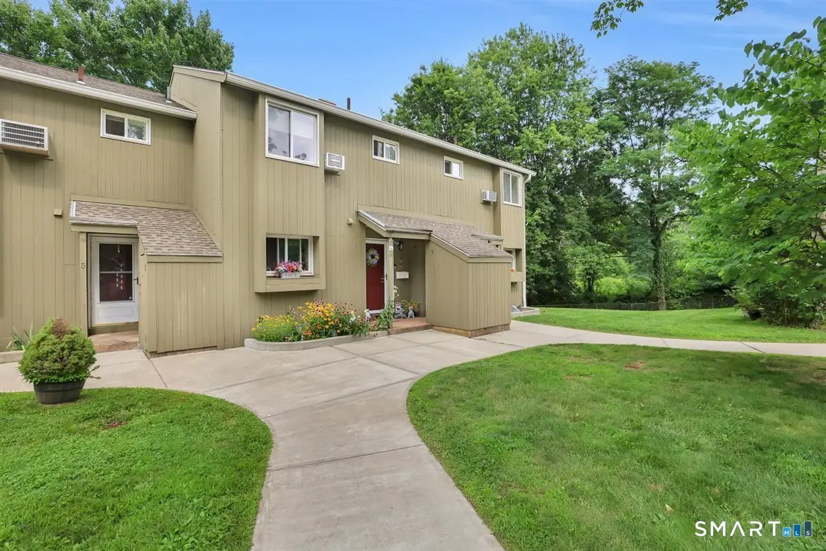 6 Mckenna Drive, Middletown