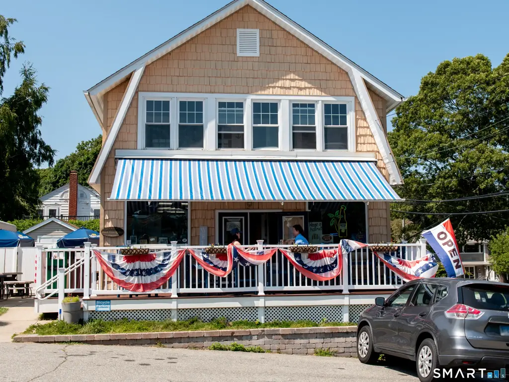 35 Nehantic Drive, East Lyme