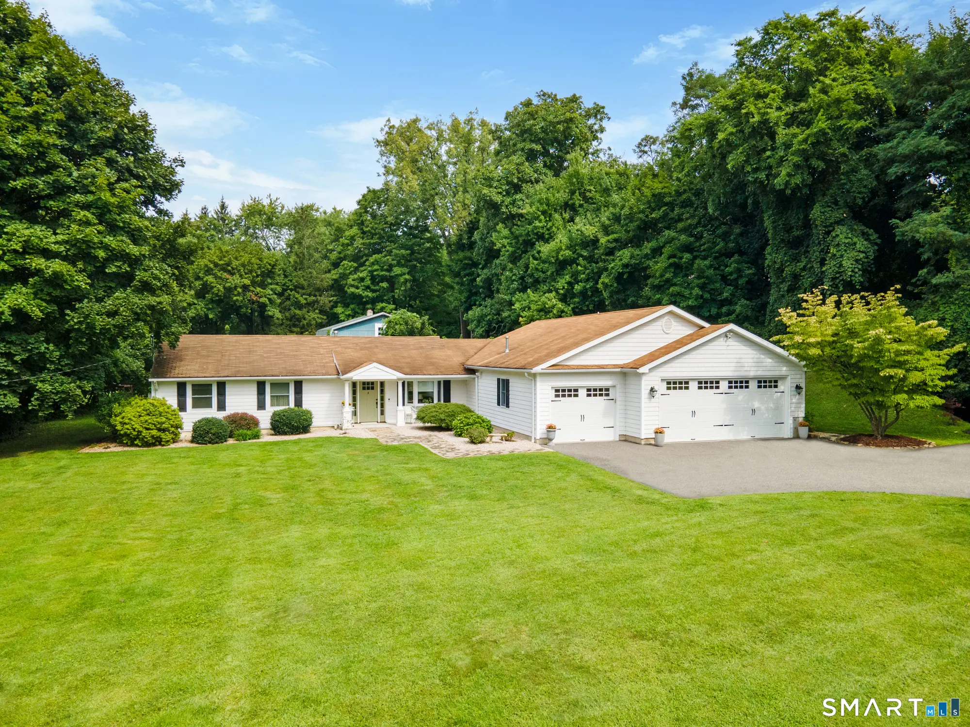 32 Hawley Road, Danbury