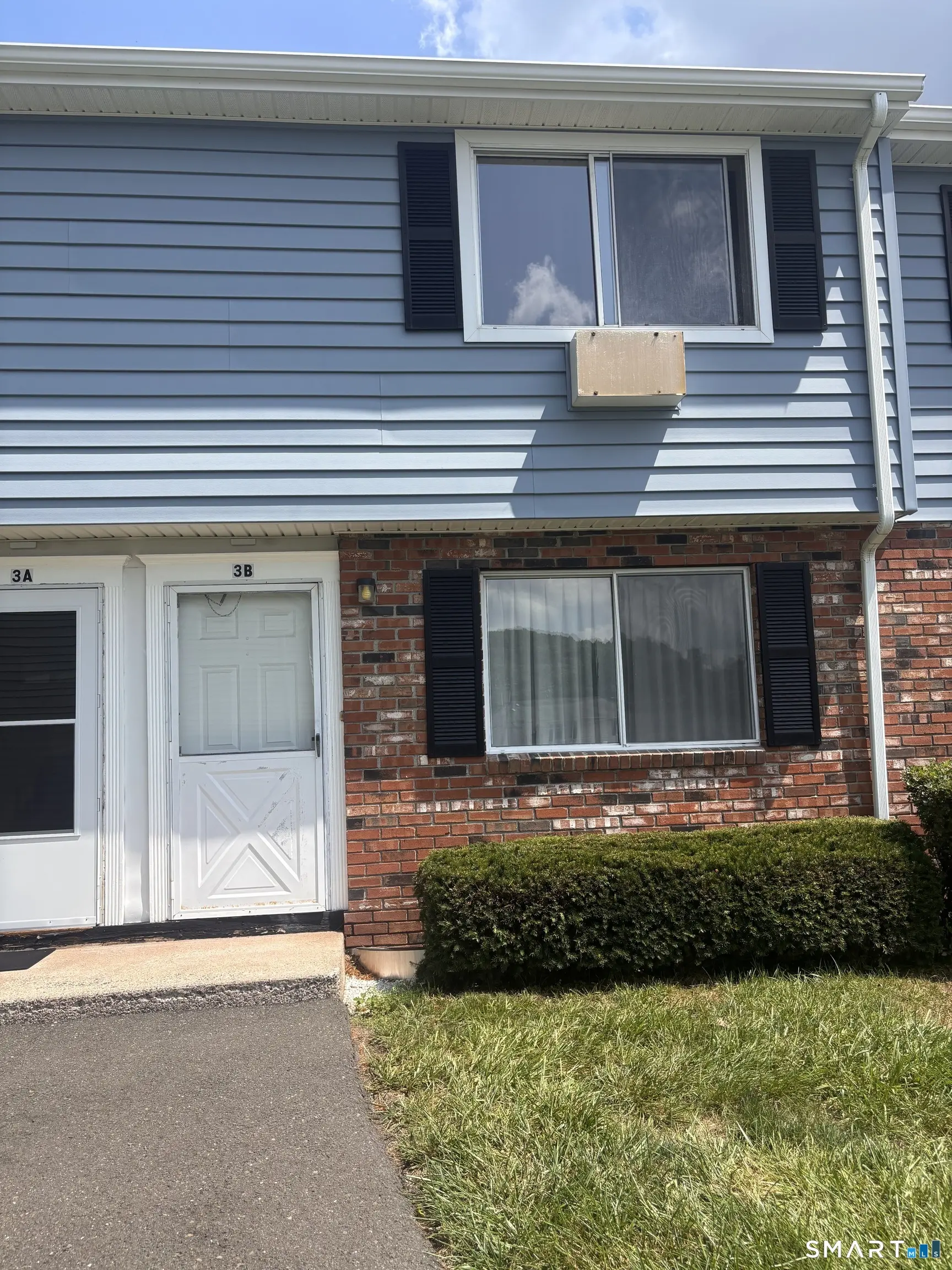 461 Spring Street 3b, Naugatuck
