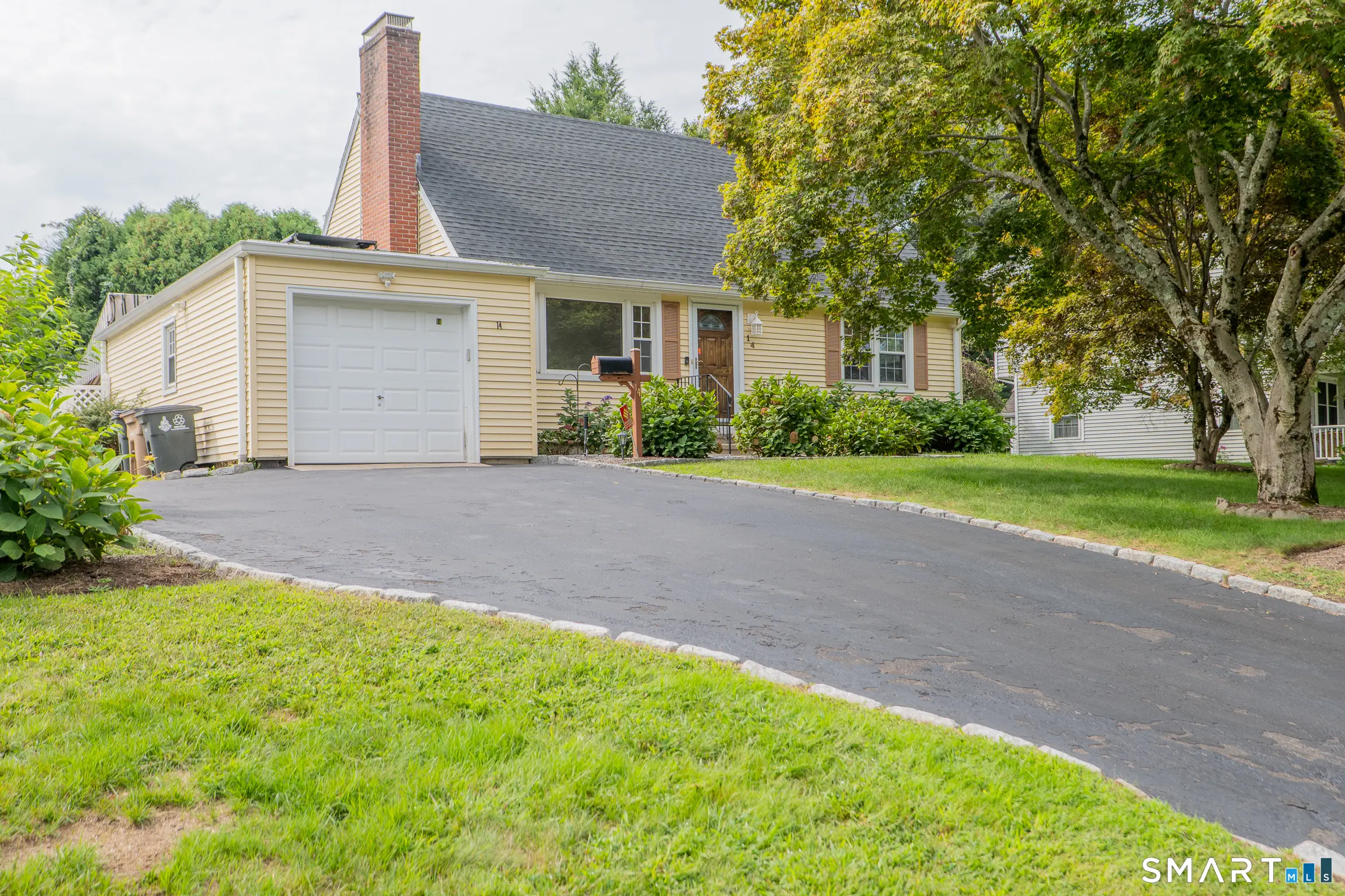 14 Ayres Drive, Stamford