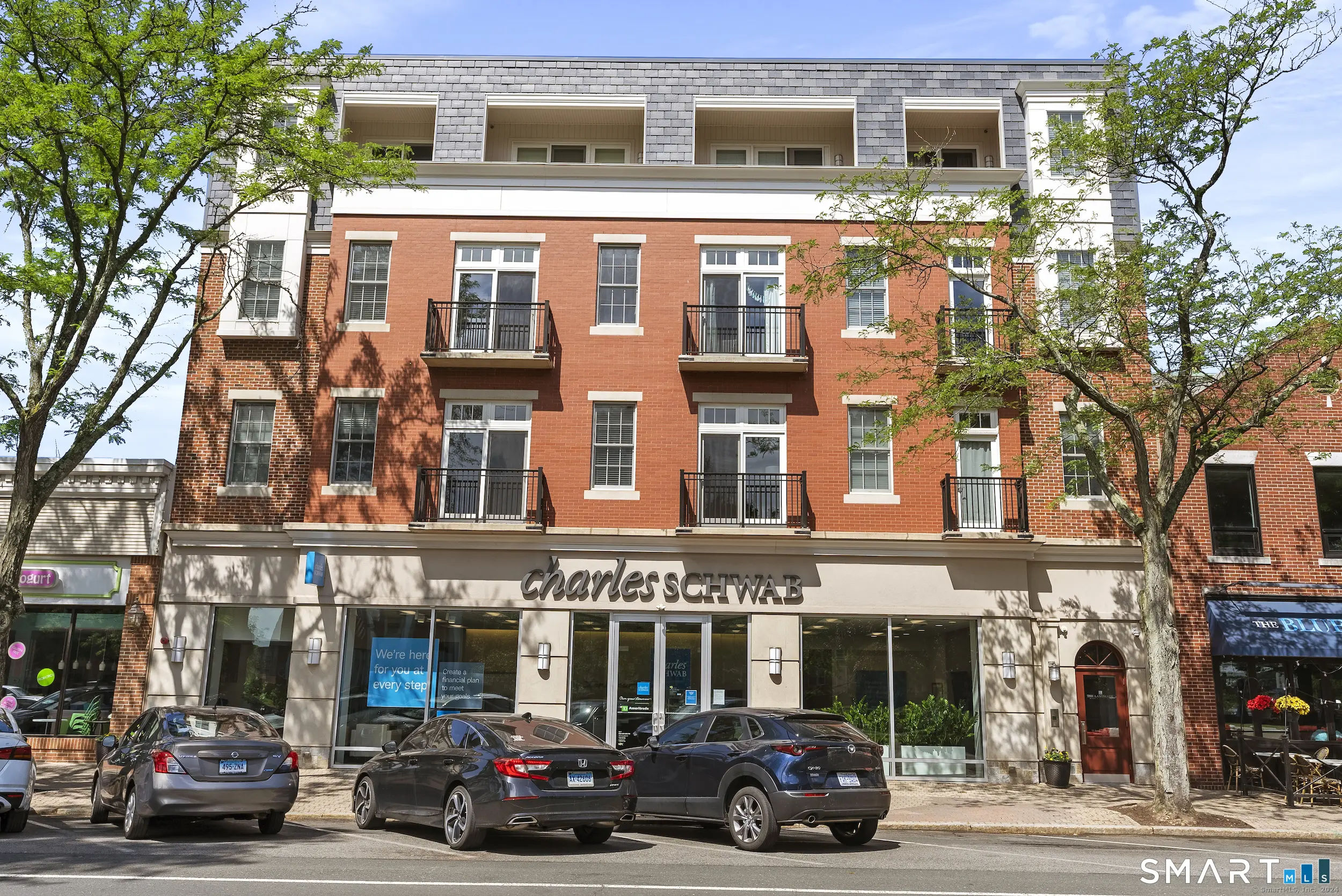 11 South Main Street 20, West Hartford
