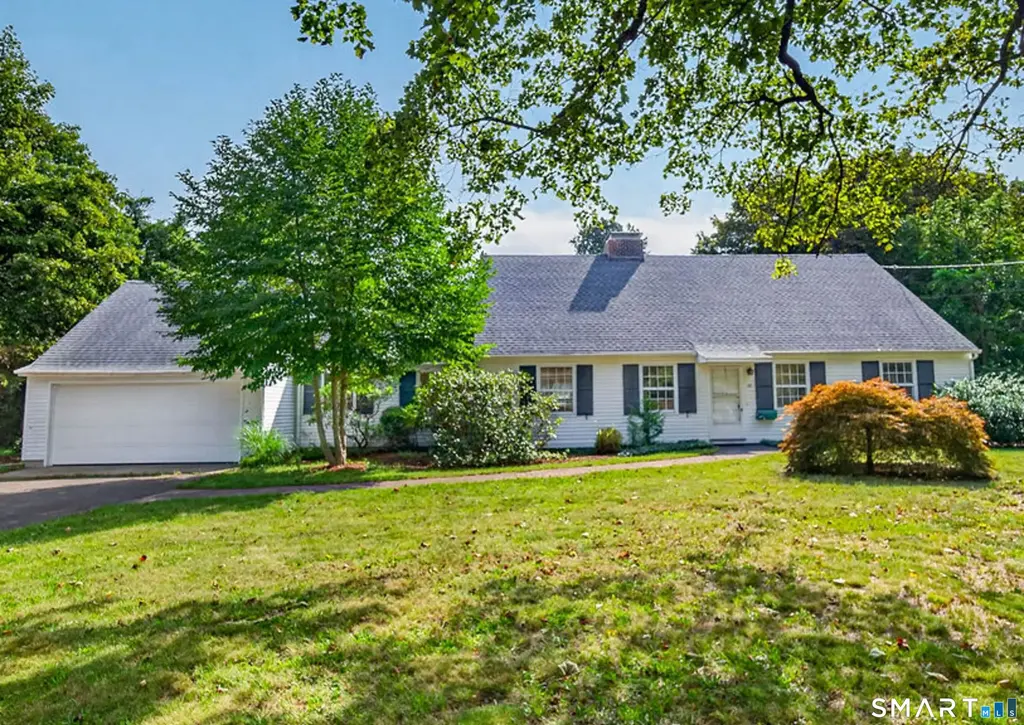 93 River Street, Guilford
