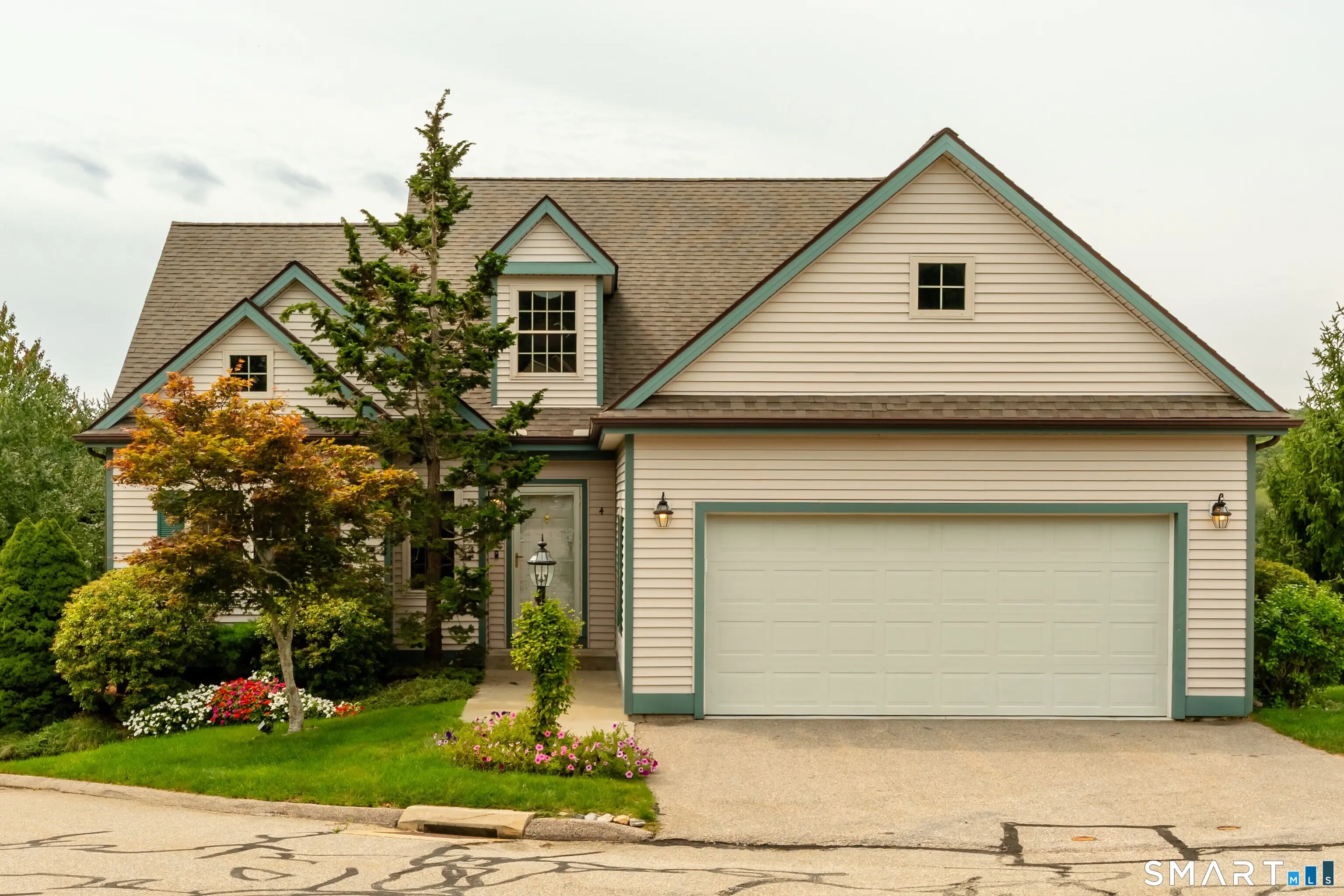 4 Clarks Lane 4, East Lyme
