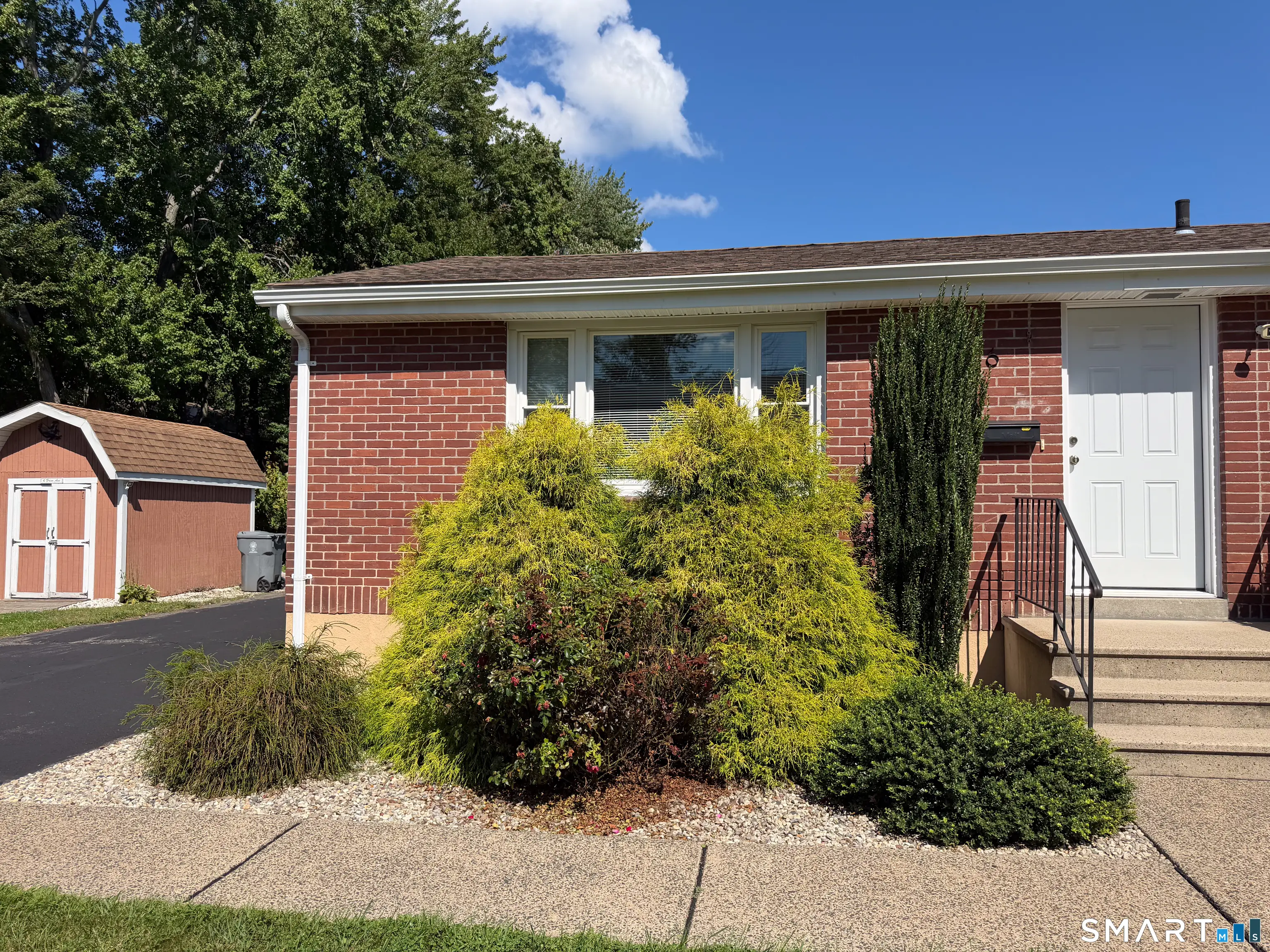 6 Prior Avenue, Plainville