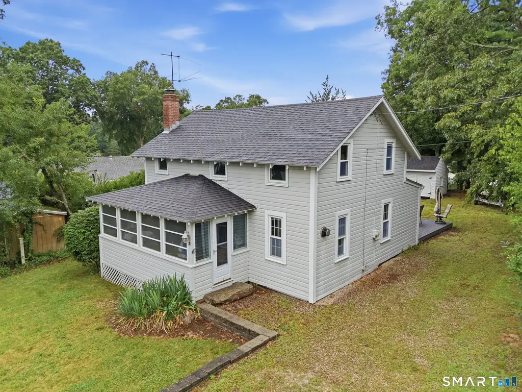 4 Walnut Road, Old Lyme