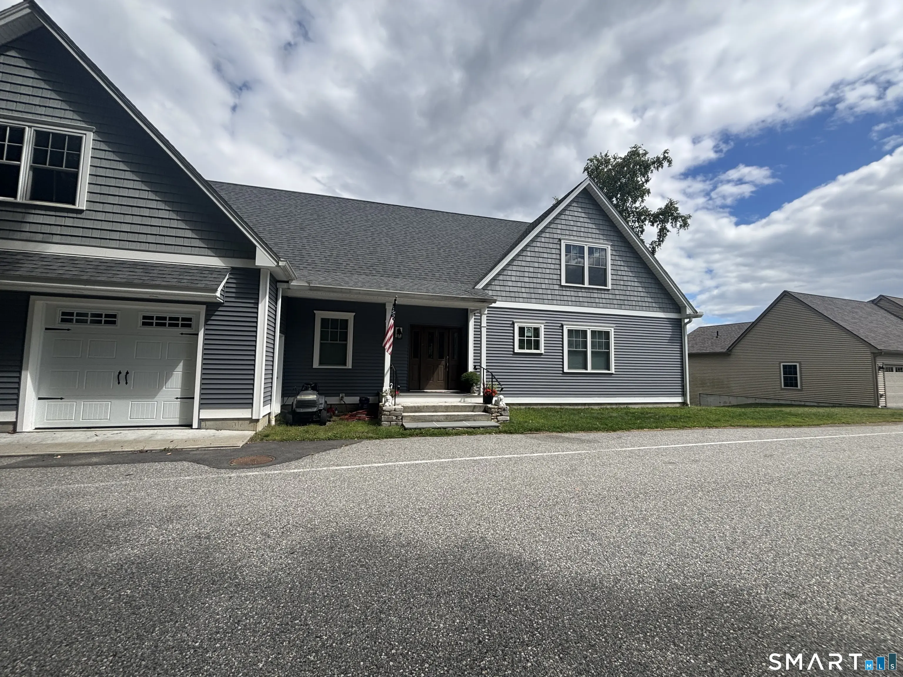 67 Lake Drive, Eastford