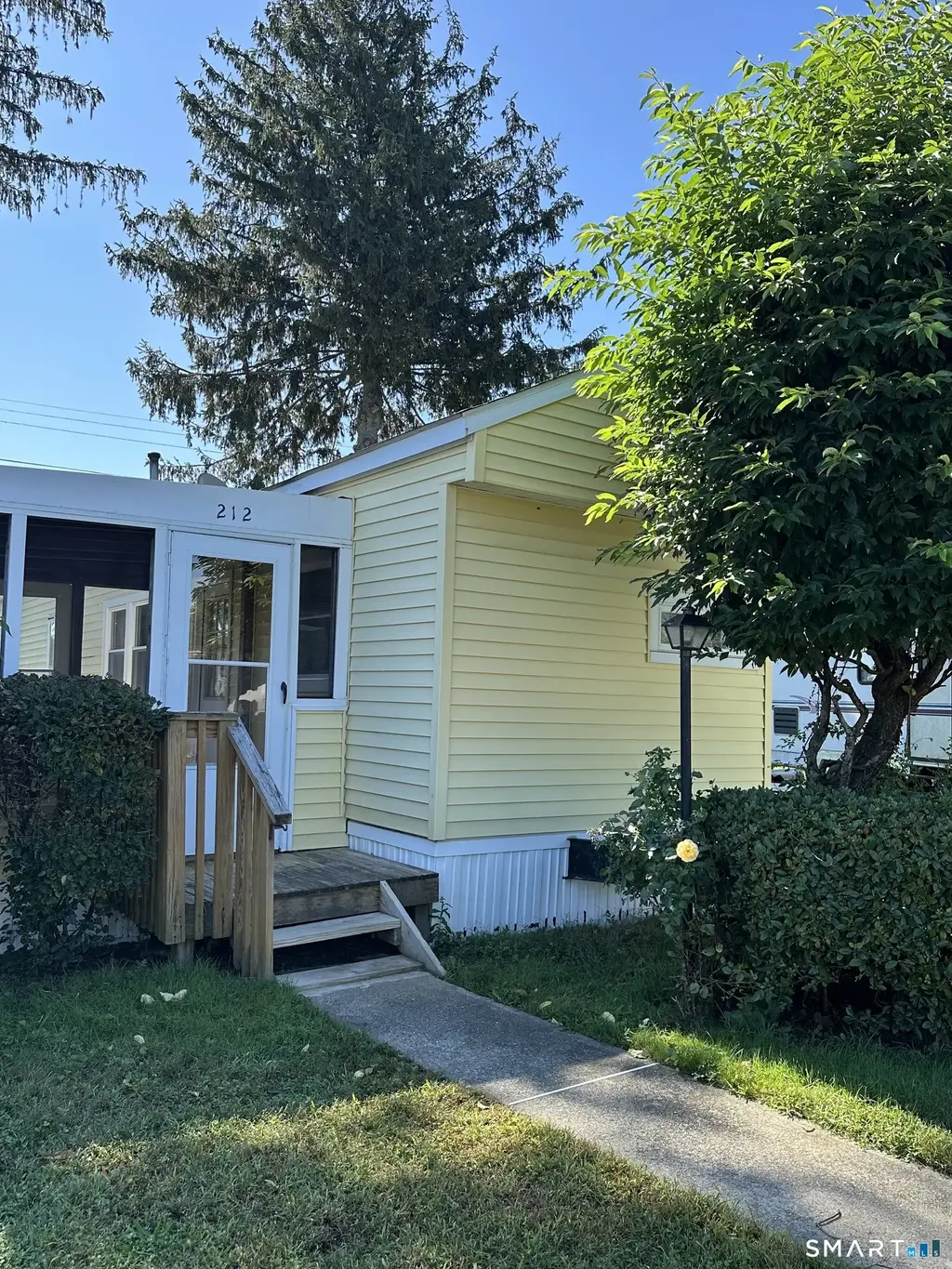 212 Fairway Drive, East Windsor