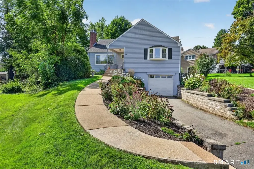 14 Gracewell Road, Wethersfield