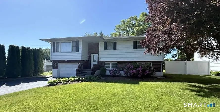 21 Cheryl Drive, Waterbury