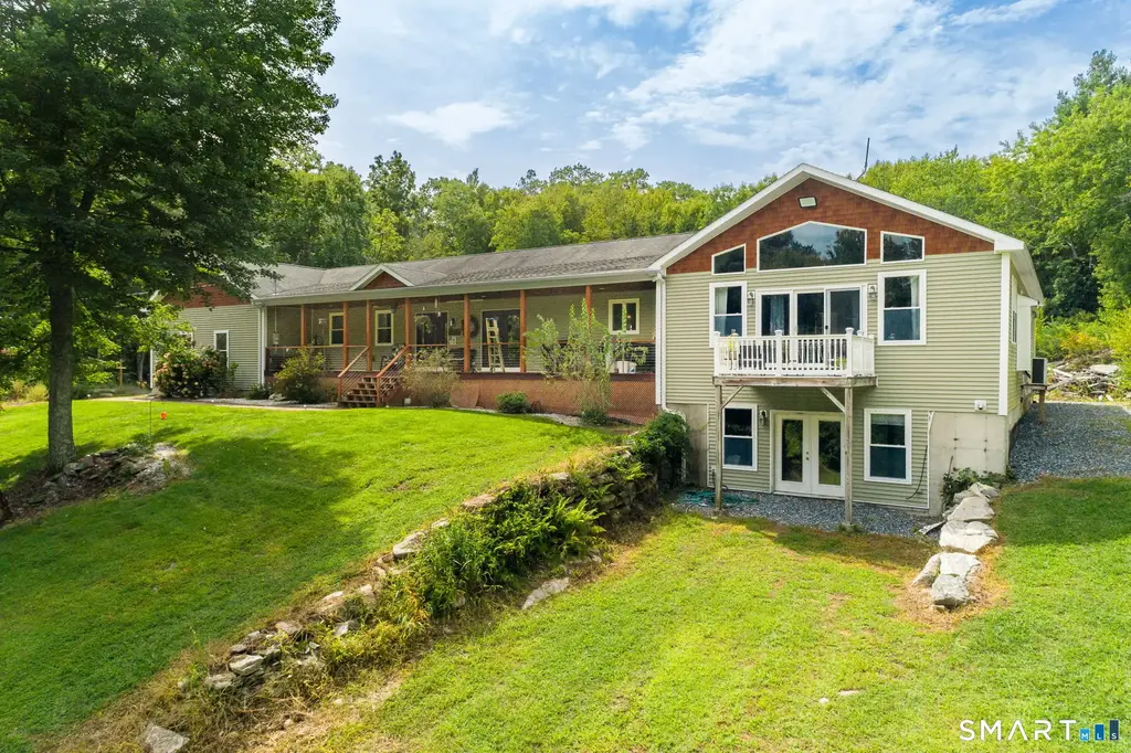 332 Ravenelle Road, Thompson