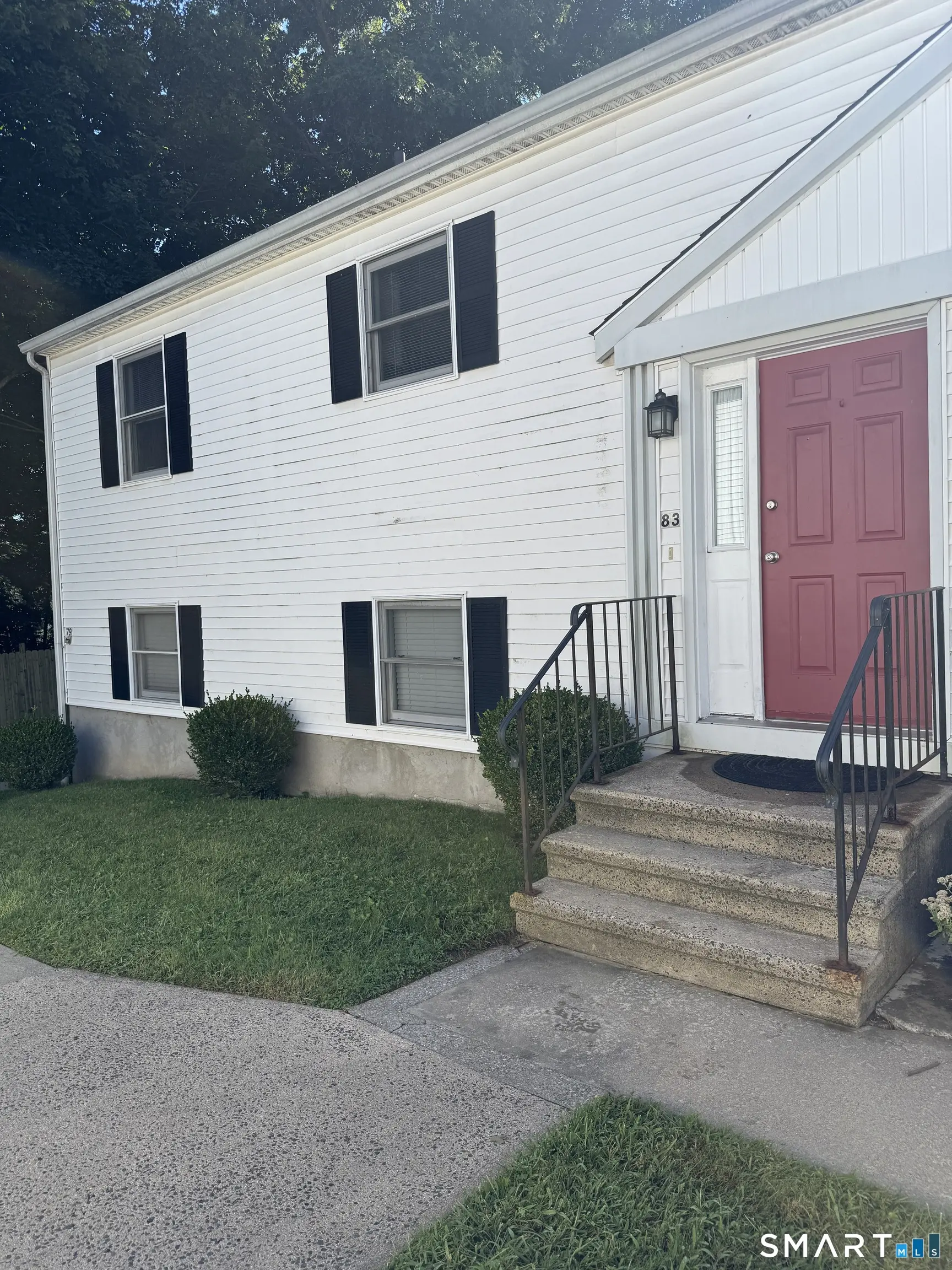 83 Myrtle Street 83, Shelton