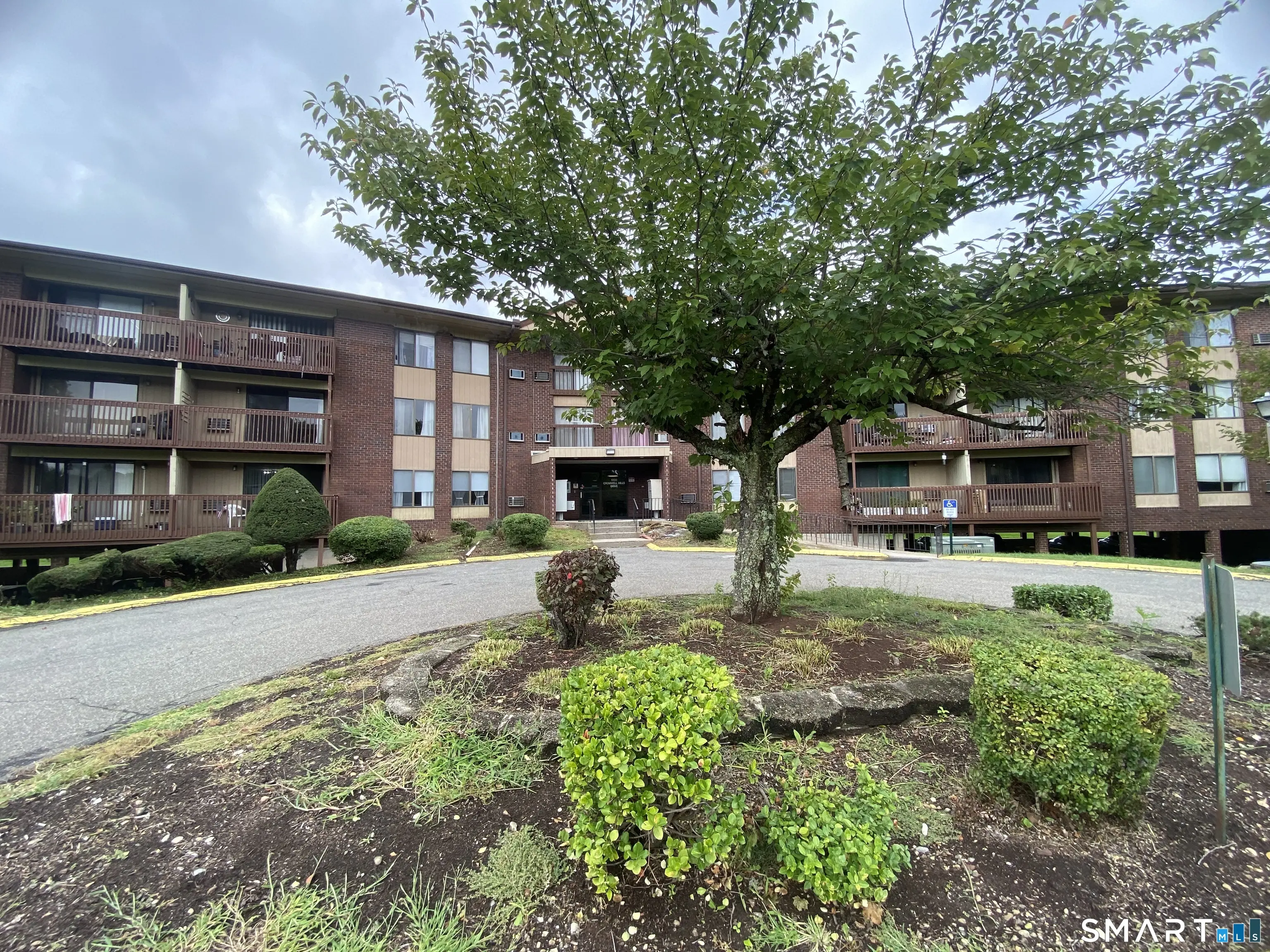 1216 Cromwell Hills Drive 1216, Cromwell