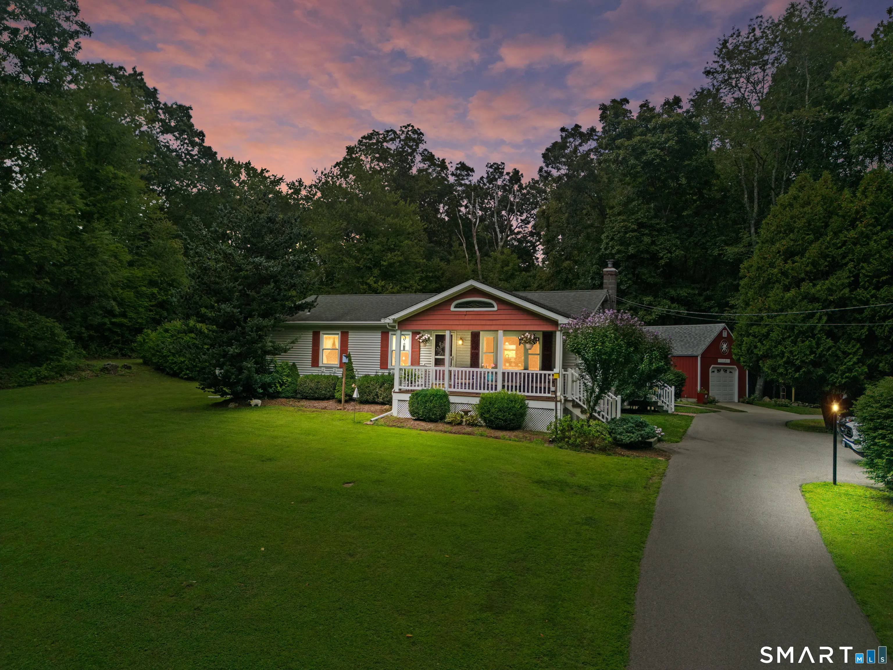 285 Haywardville Road, East Haddam