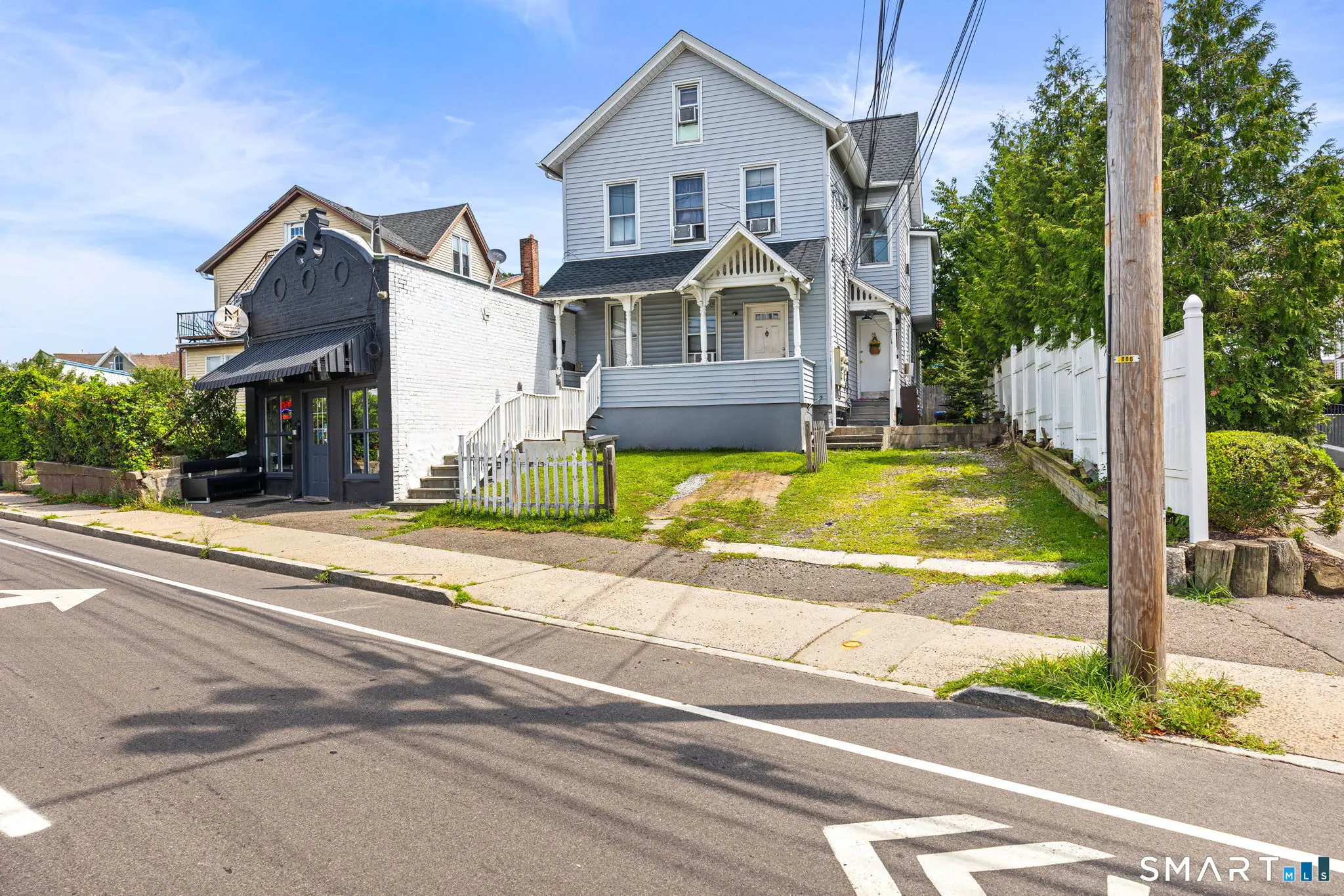 12 Fort Point Street, Norwalk