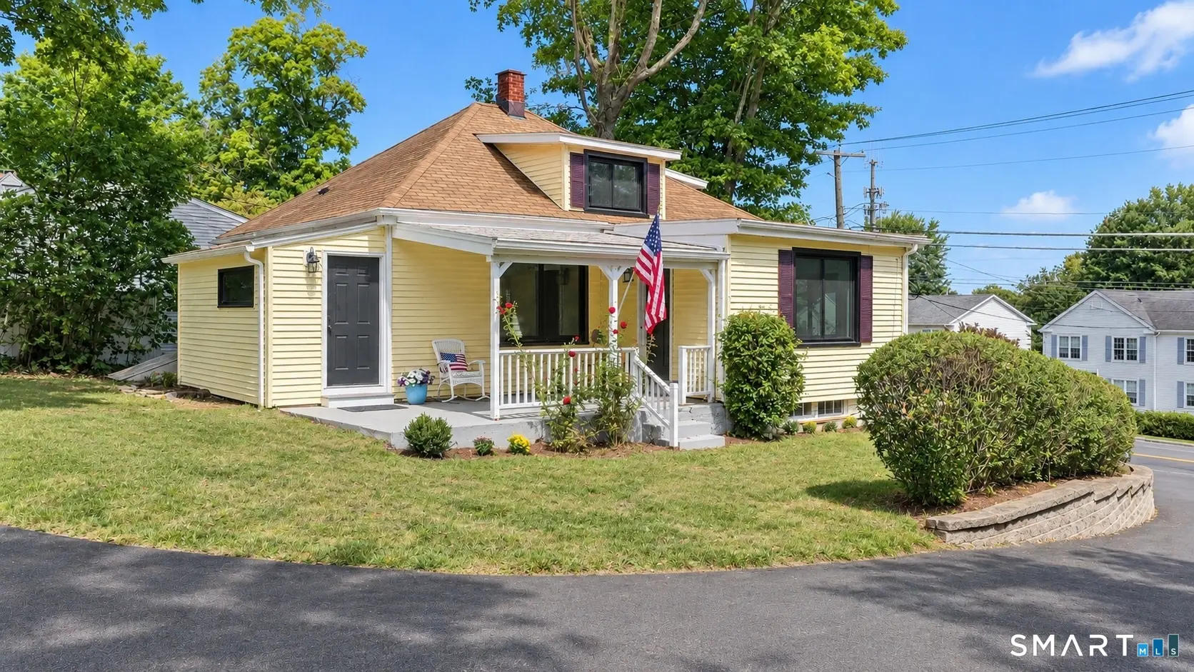 5167 Main Street, Trumbull