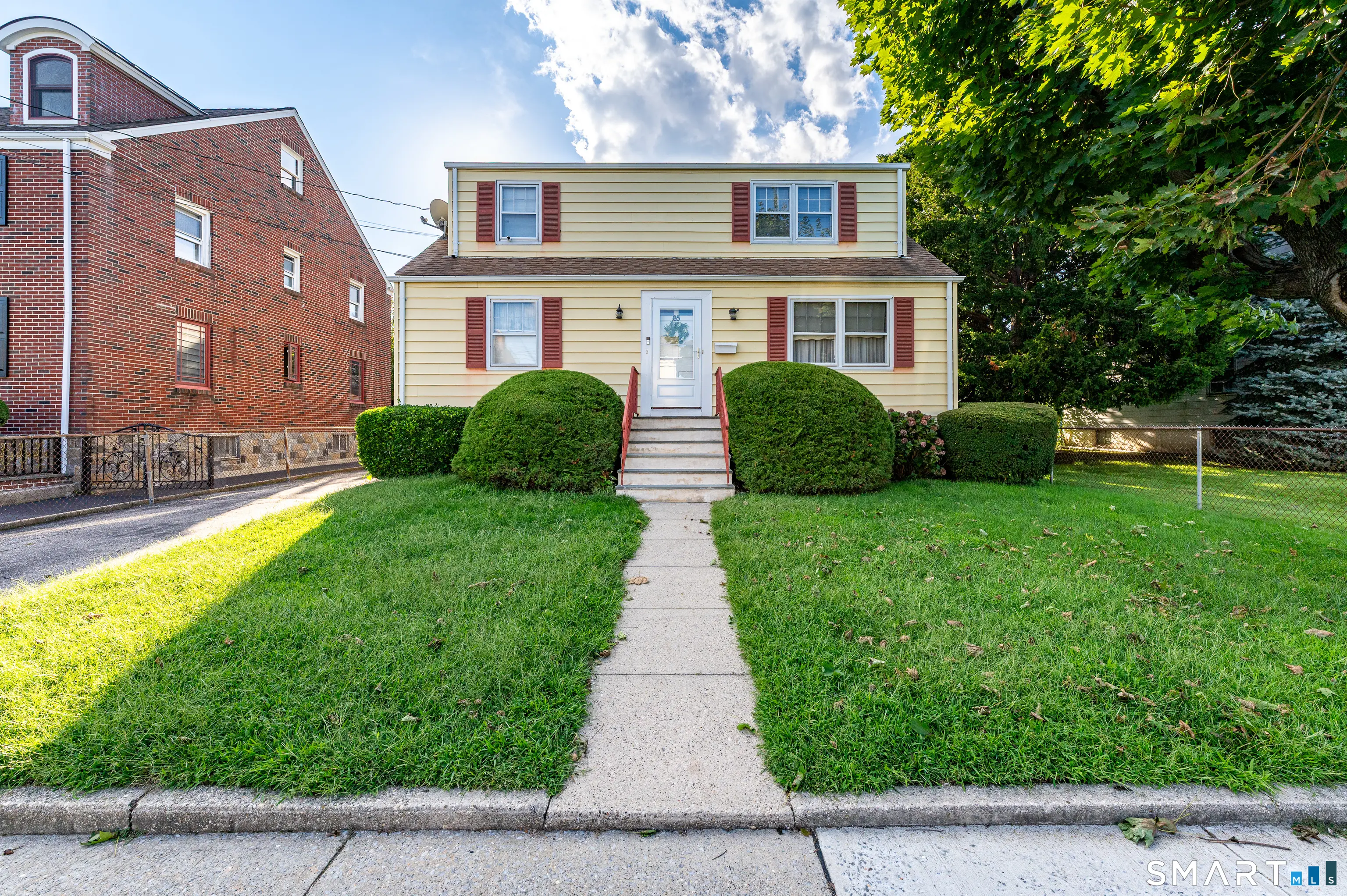 65 Roosevelt Avenue, Stamford