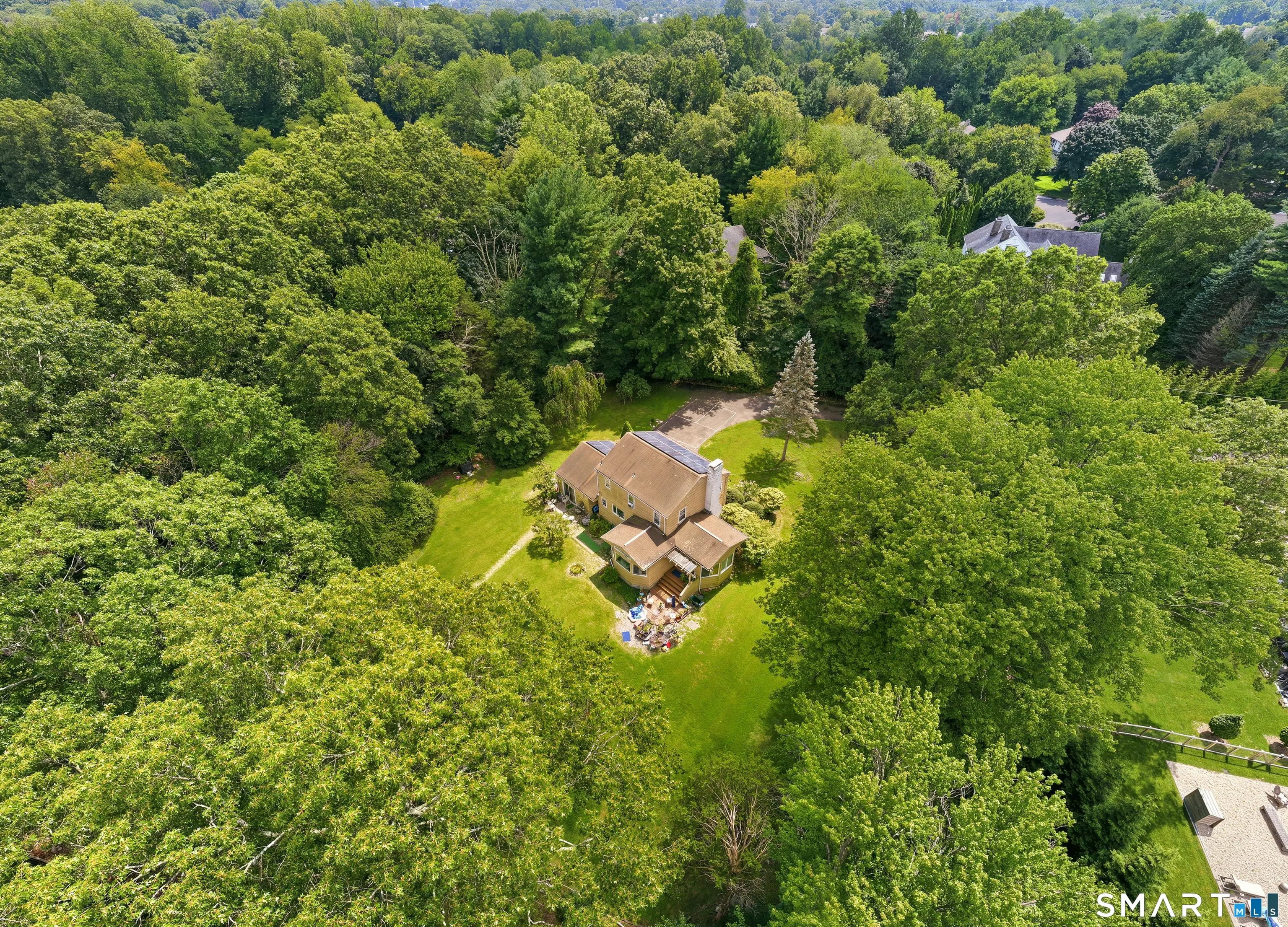4-la Grist Mill Lane, Westport