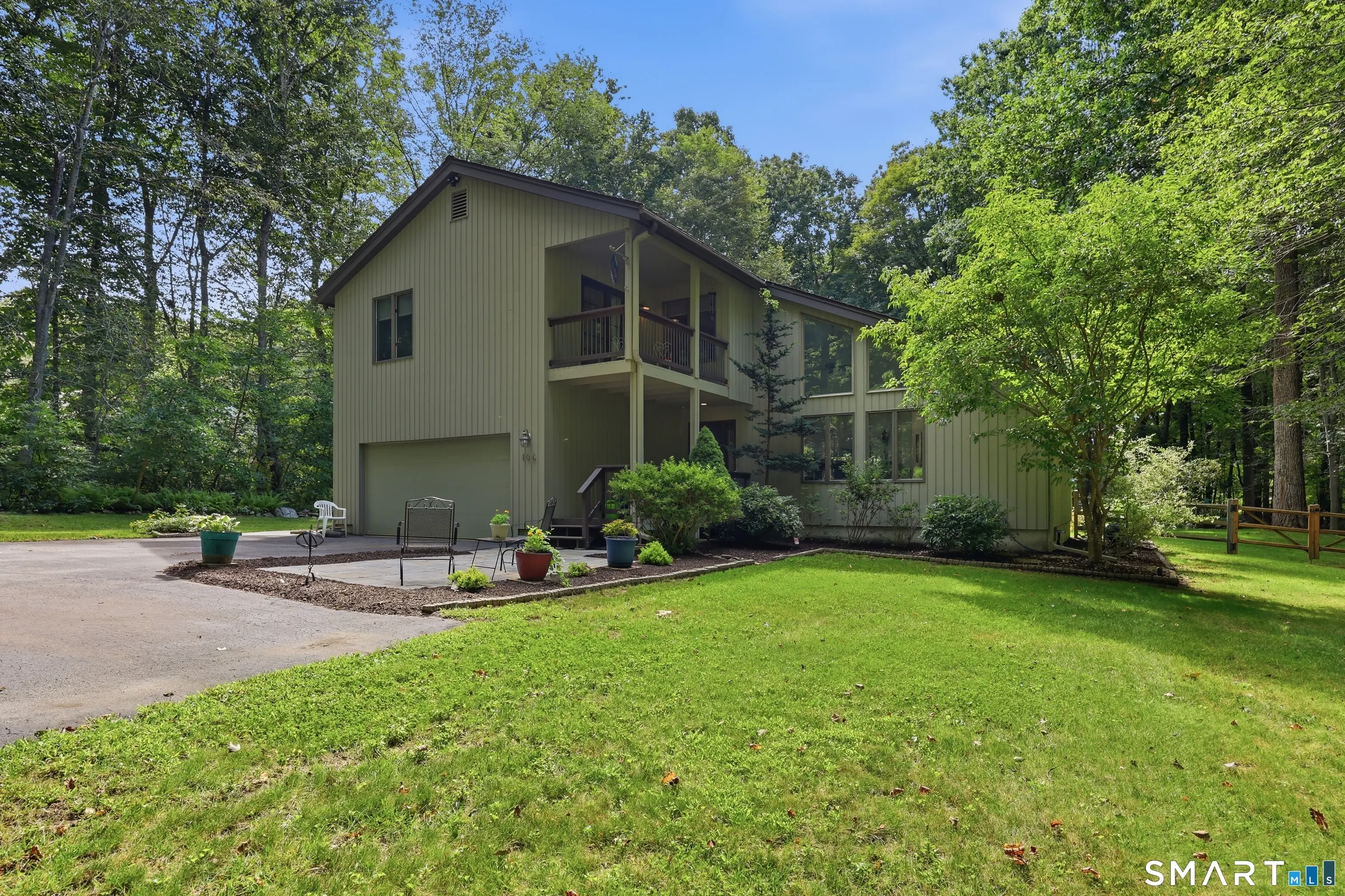 106 Senate Brook Drive, Hebron