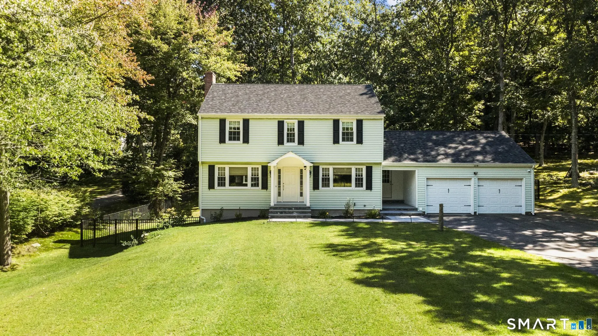 370 Woodland Street, Glastonbury