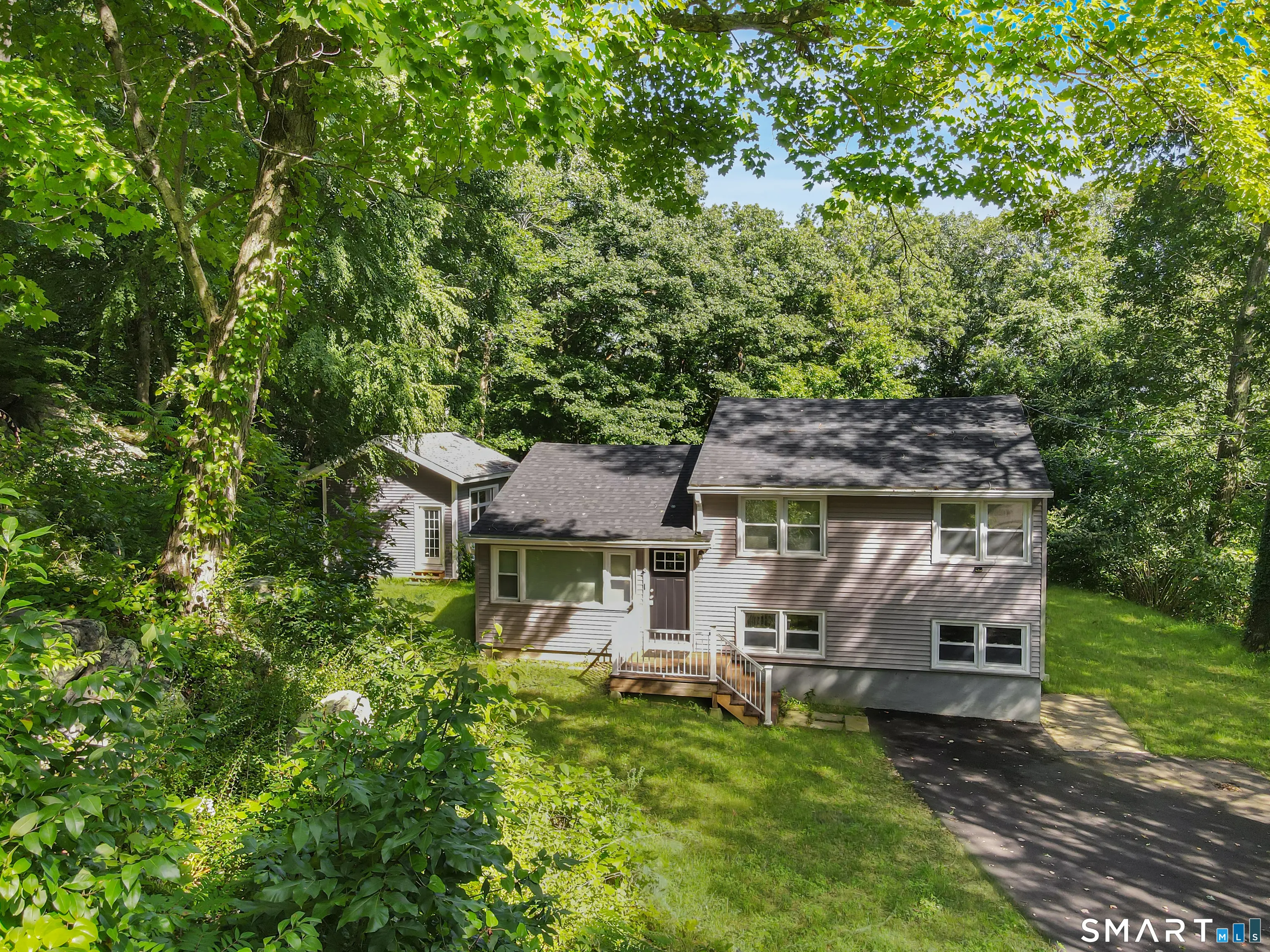 30 Birchwood Road, Monroe