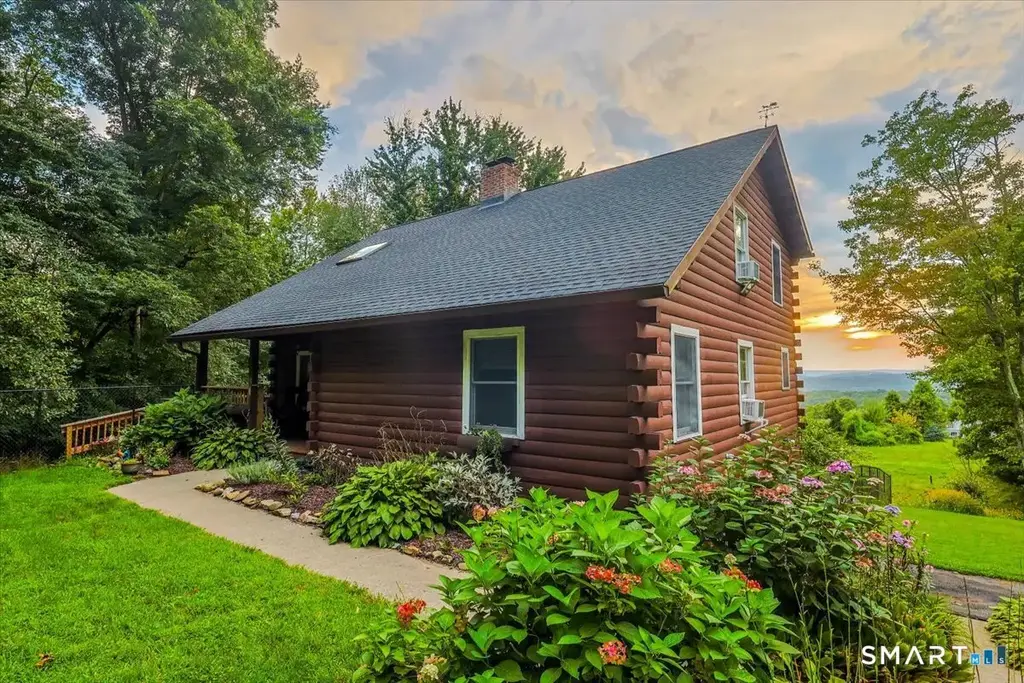 7 High Meadow Road, New Milford