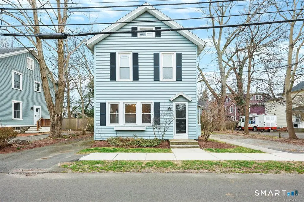 33 Central Avenue, Milford