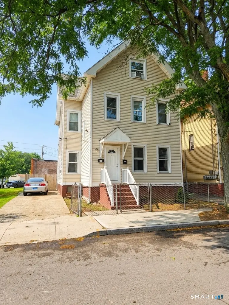 6 Arch Street, New Haven
