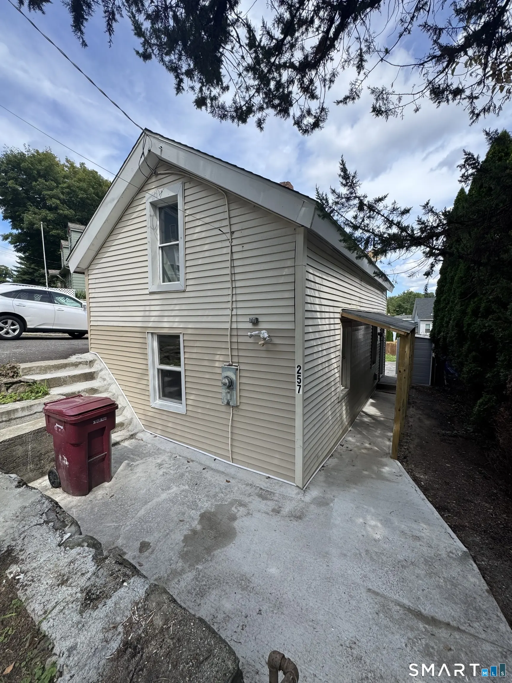 257 Scott Street, Naugatuck