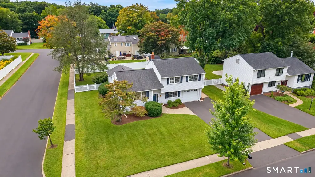65 Cynthia Drive, Fairfield