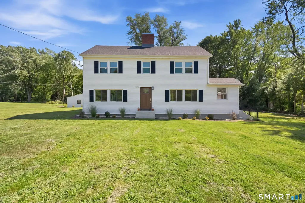 389 Griffin Road, South Windsor