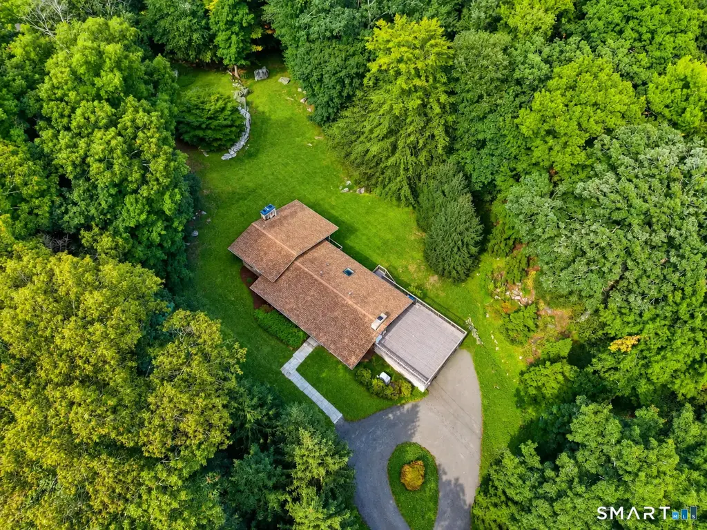 7 Sundance Drive, Greenwich