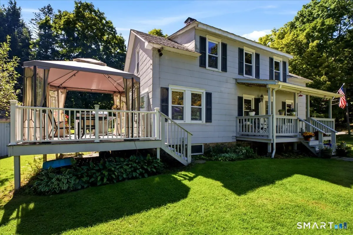 31 South River Road, Tolland