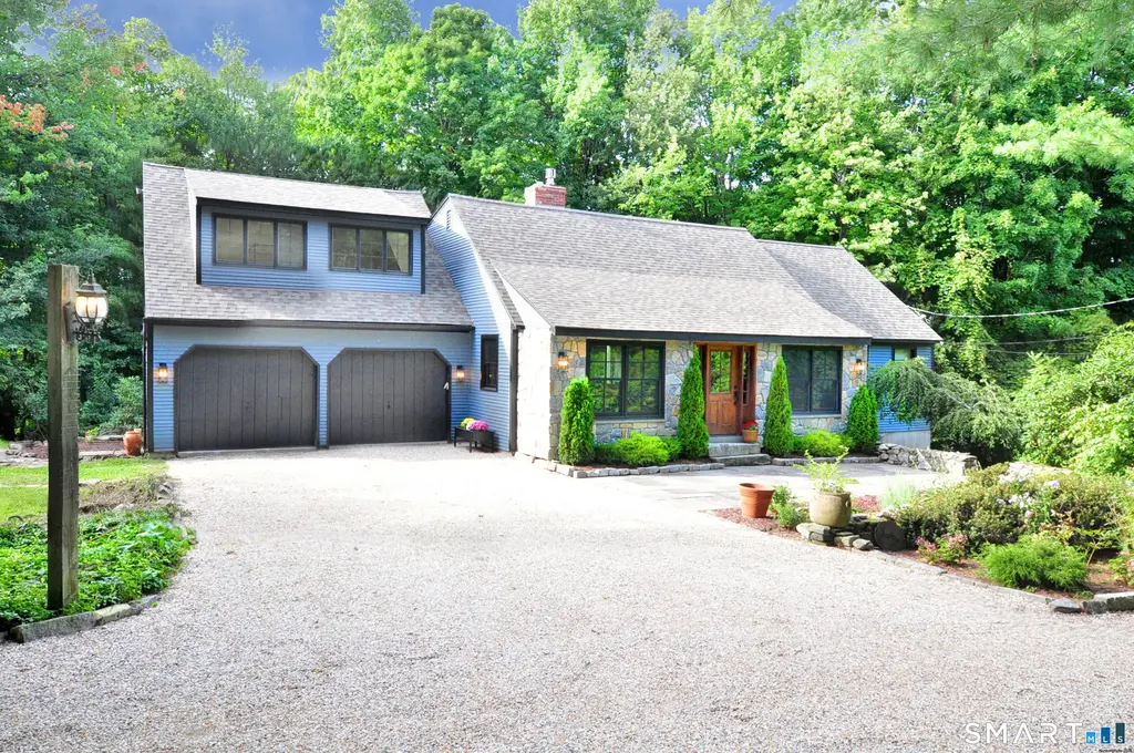 27 Sally Burr Road, Litchfield