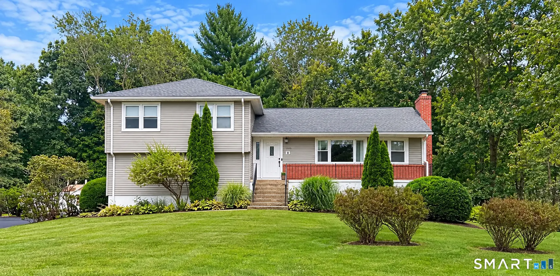 4280 Madison Avenue, Trumbull