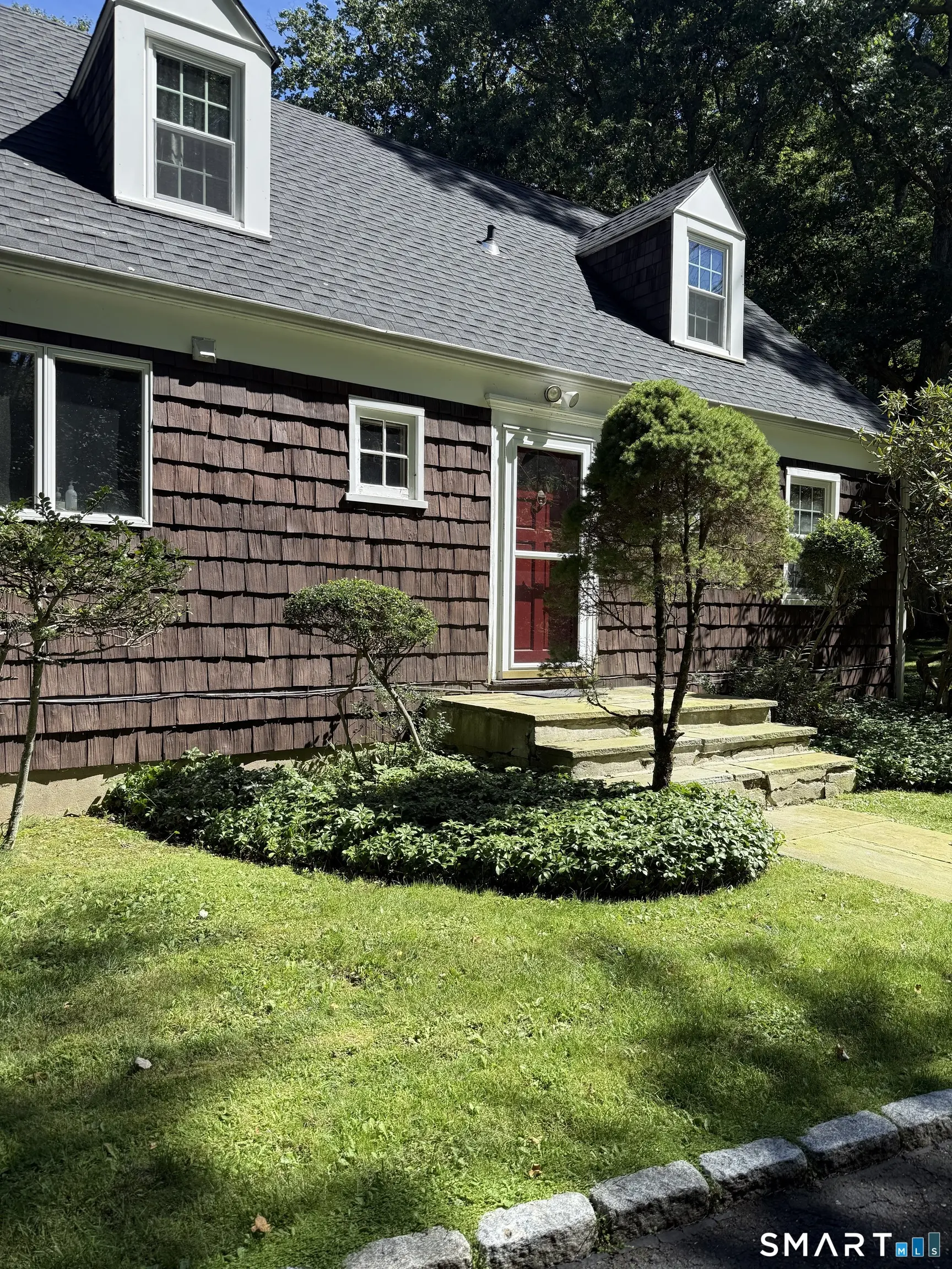981 Rock Rimmon Road, Stamford