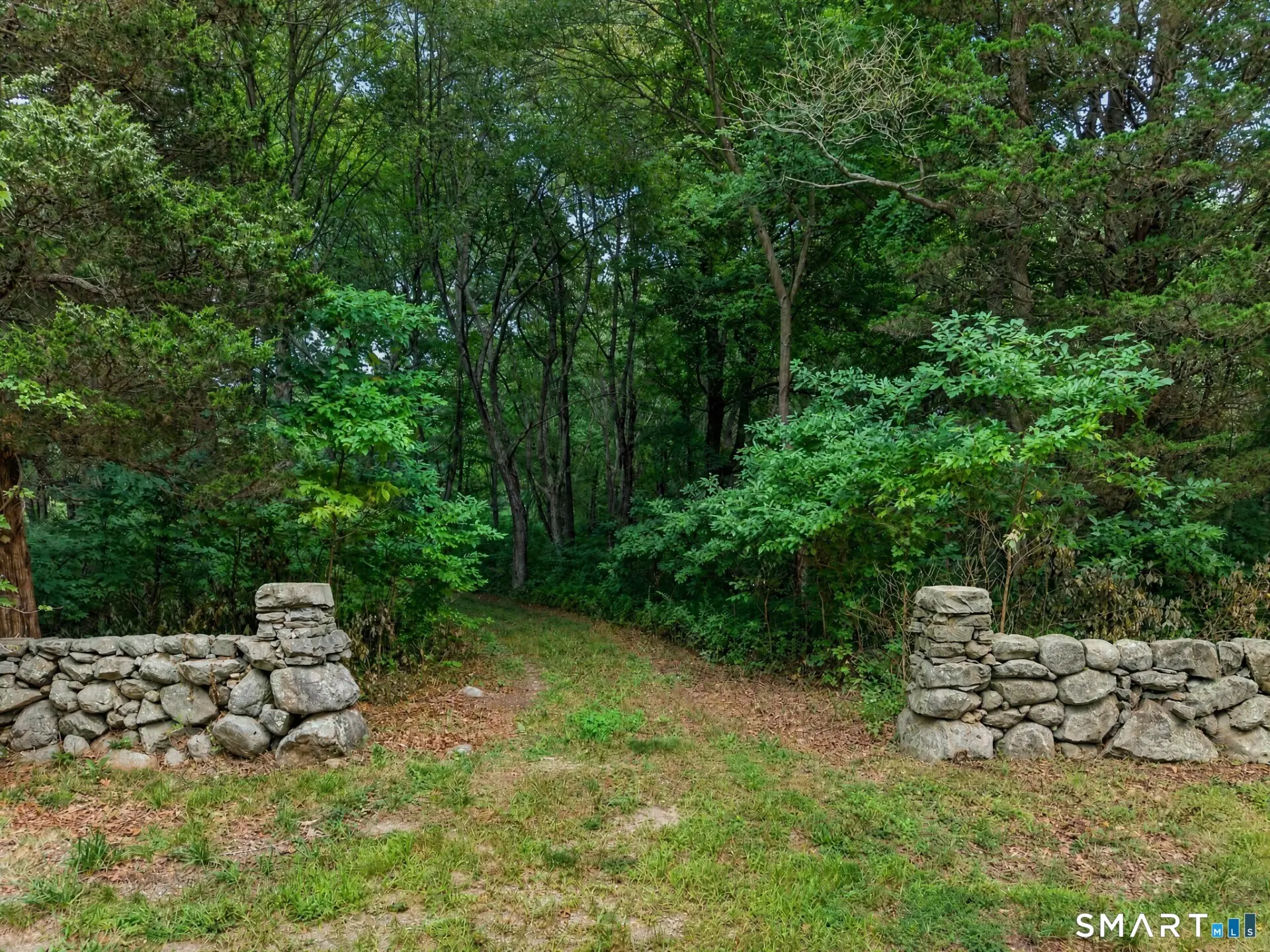 174 Montauk Avenue, Stonington