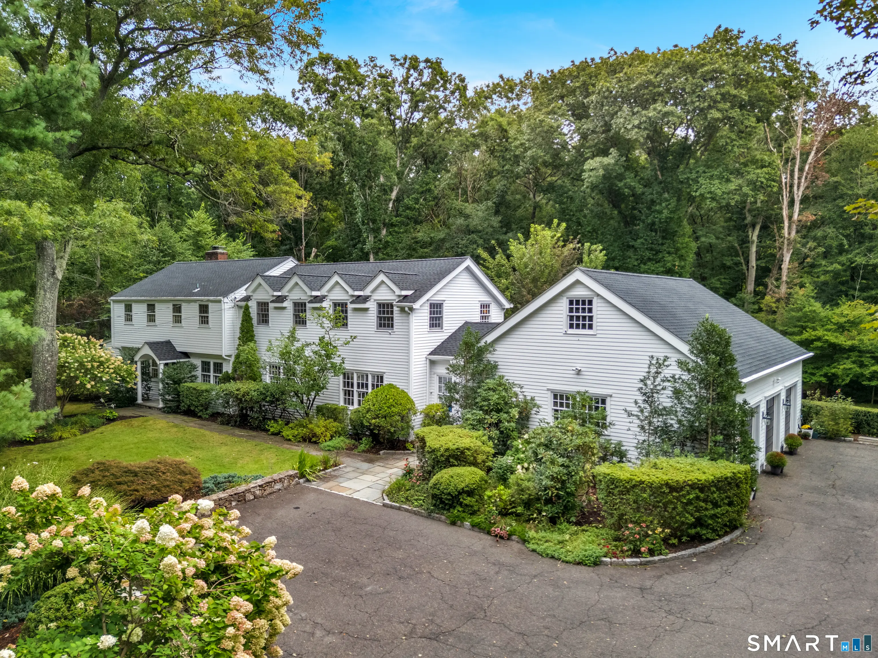 227 Newtown Turnpike, Weston