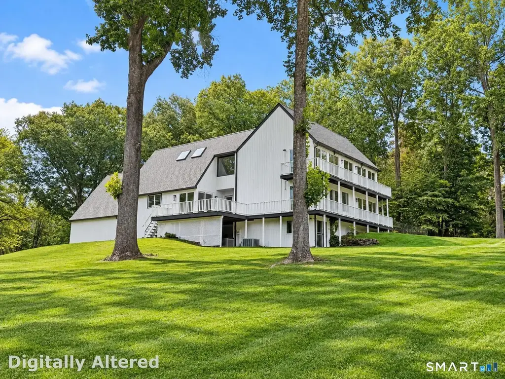 158 Steep Hill Road, Weston