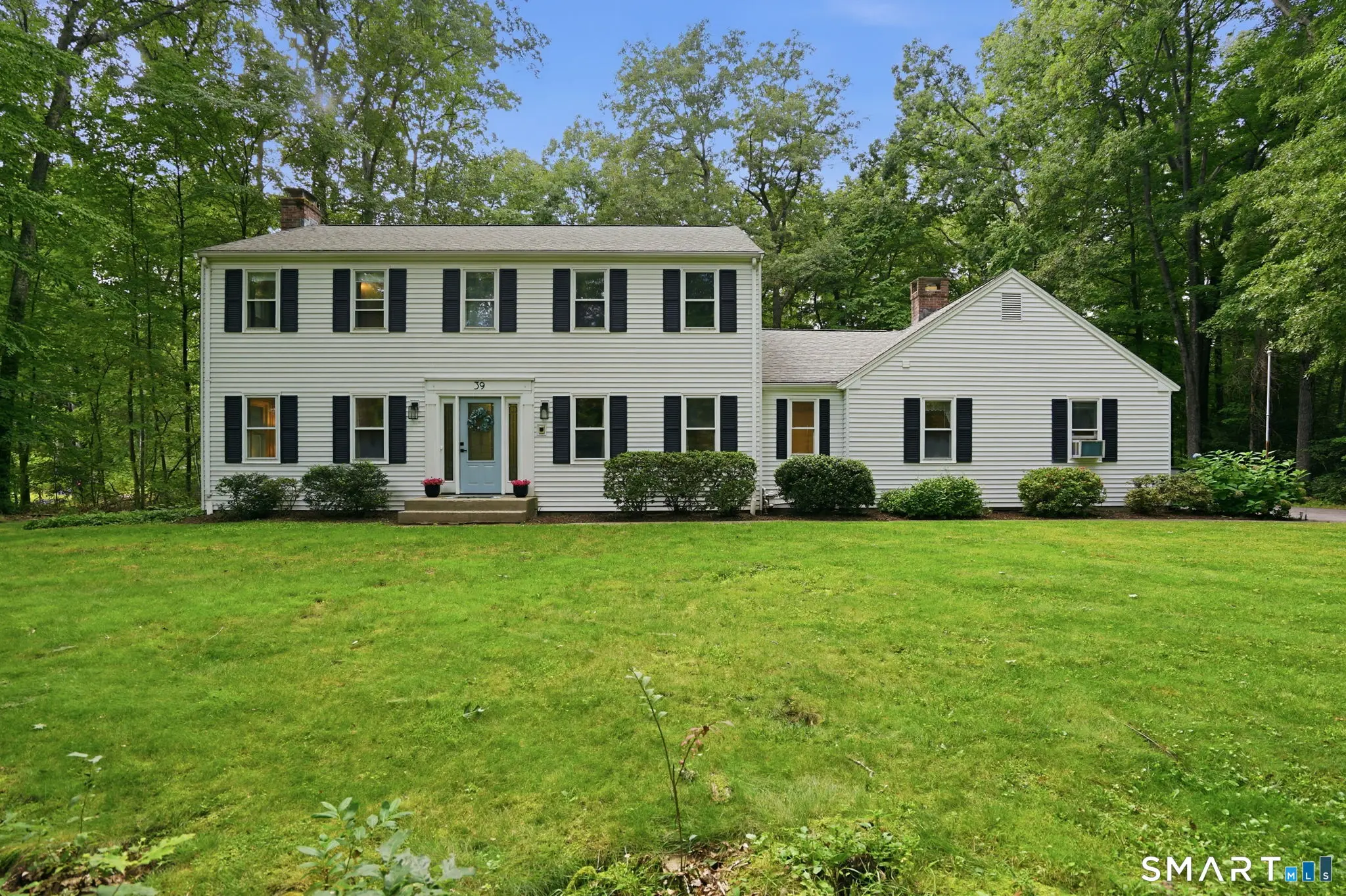 39 Laurel Lane, Simsbury