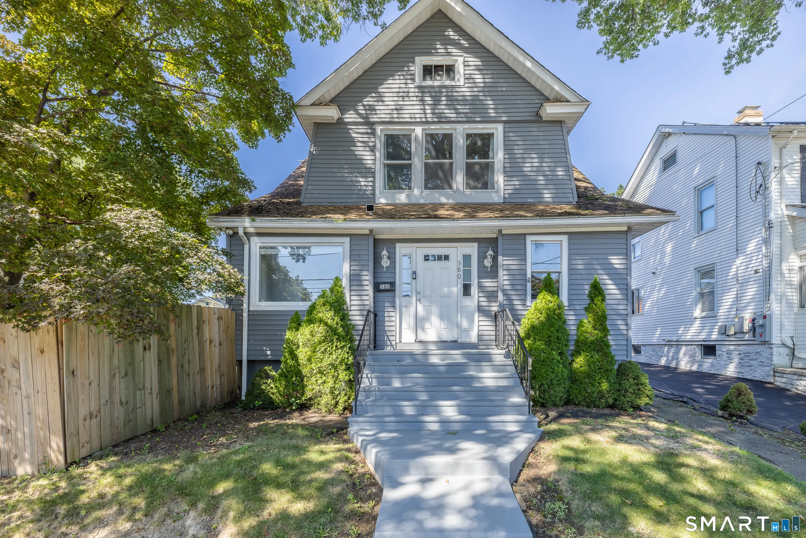 380 Rockwell Avenue, Stratford