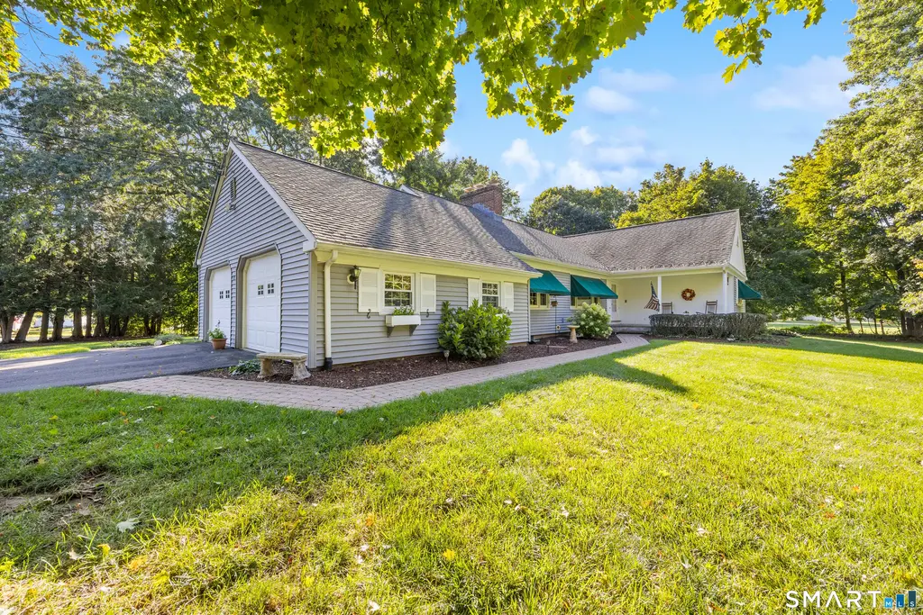 98 Merwin Circle, Cheshire