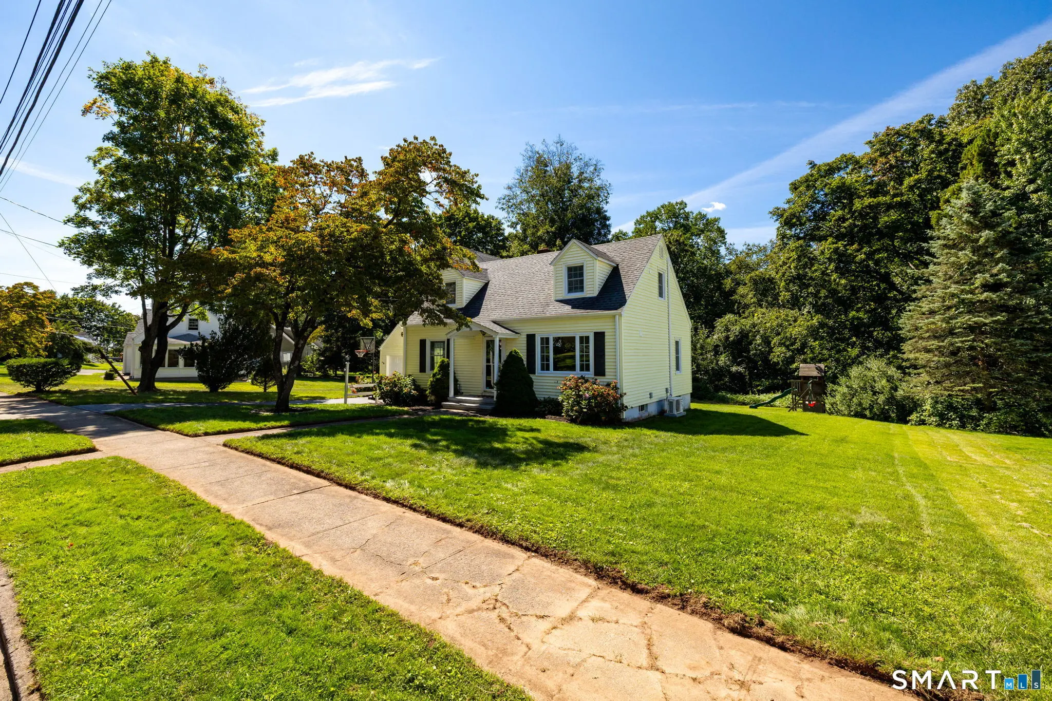 16 Dorrance Place, Hamden