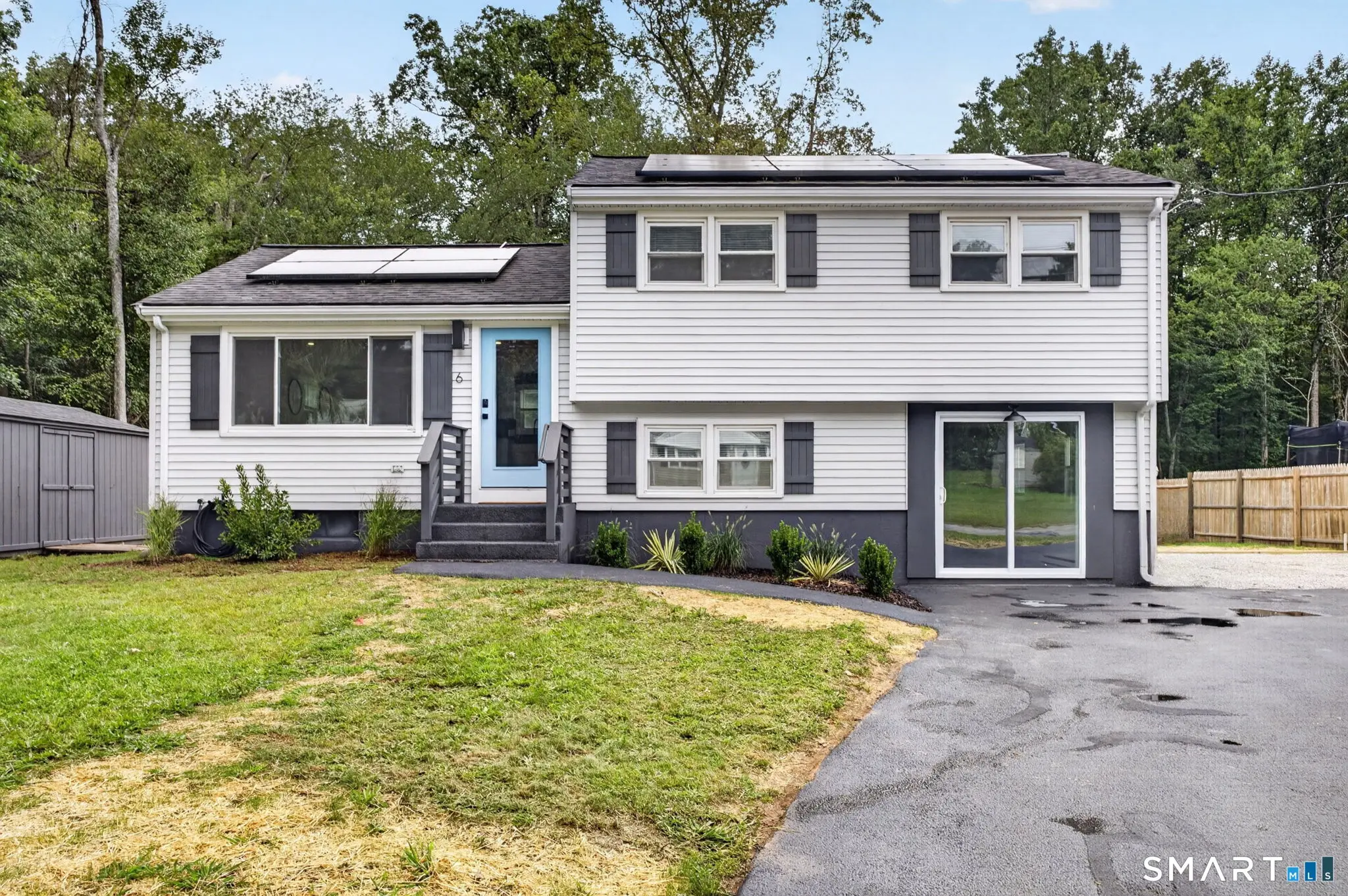 6 Village Drive, Ledyard